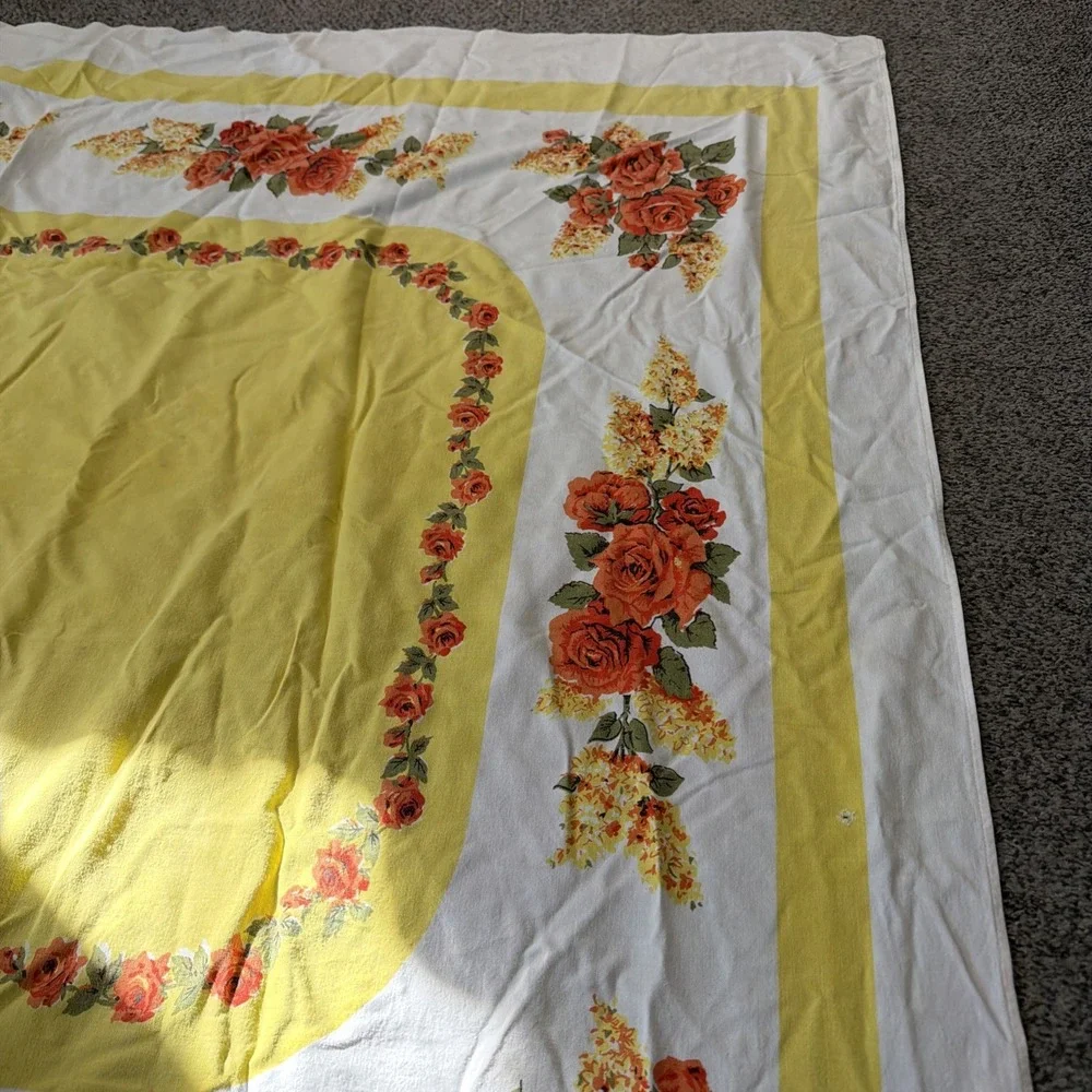 Vtg 1950s MCM Linen Tablecloth Rectangular 54x62